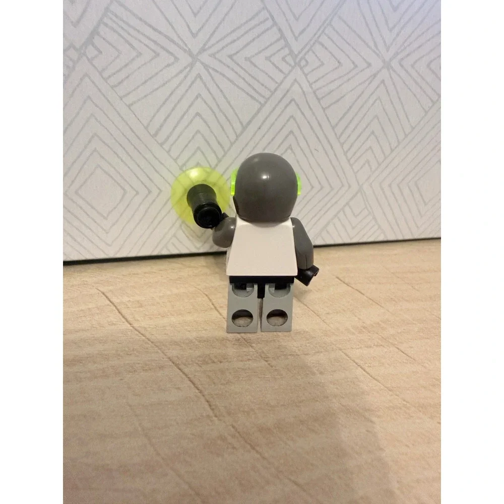 LEGO Space Exploriens Minifigure sp012 Grey White Suit Trans-Neon Green